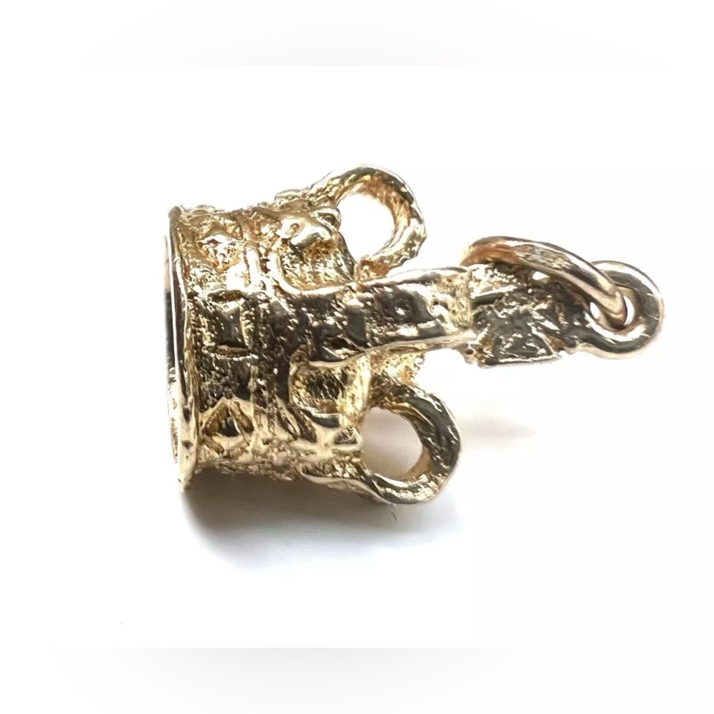 9K 3D Crown Vintage Queen Elizabeth, Princess, Royal, British Charm Pendant - Picture 4 of 9
